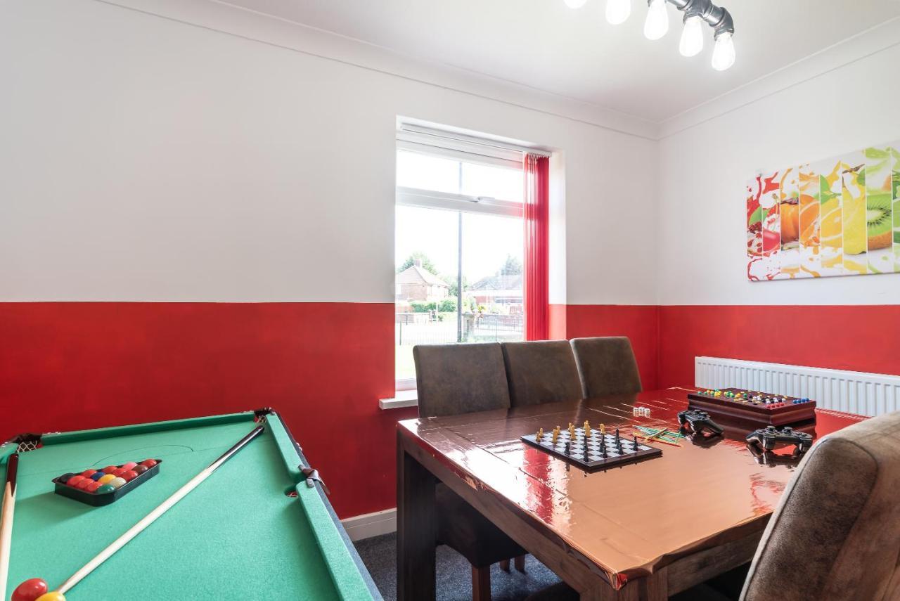 Aseda 4 Bedroom Private Parking, Game Zone -Pool Table, Garden Home Kingston upon Hull Dış mekan fotoğraf