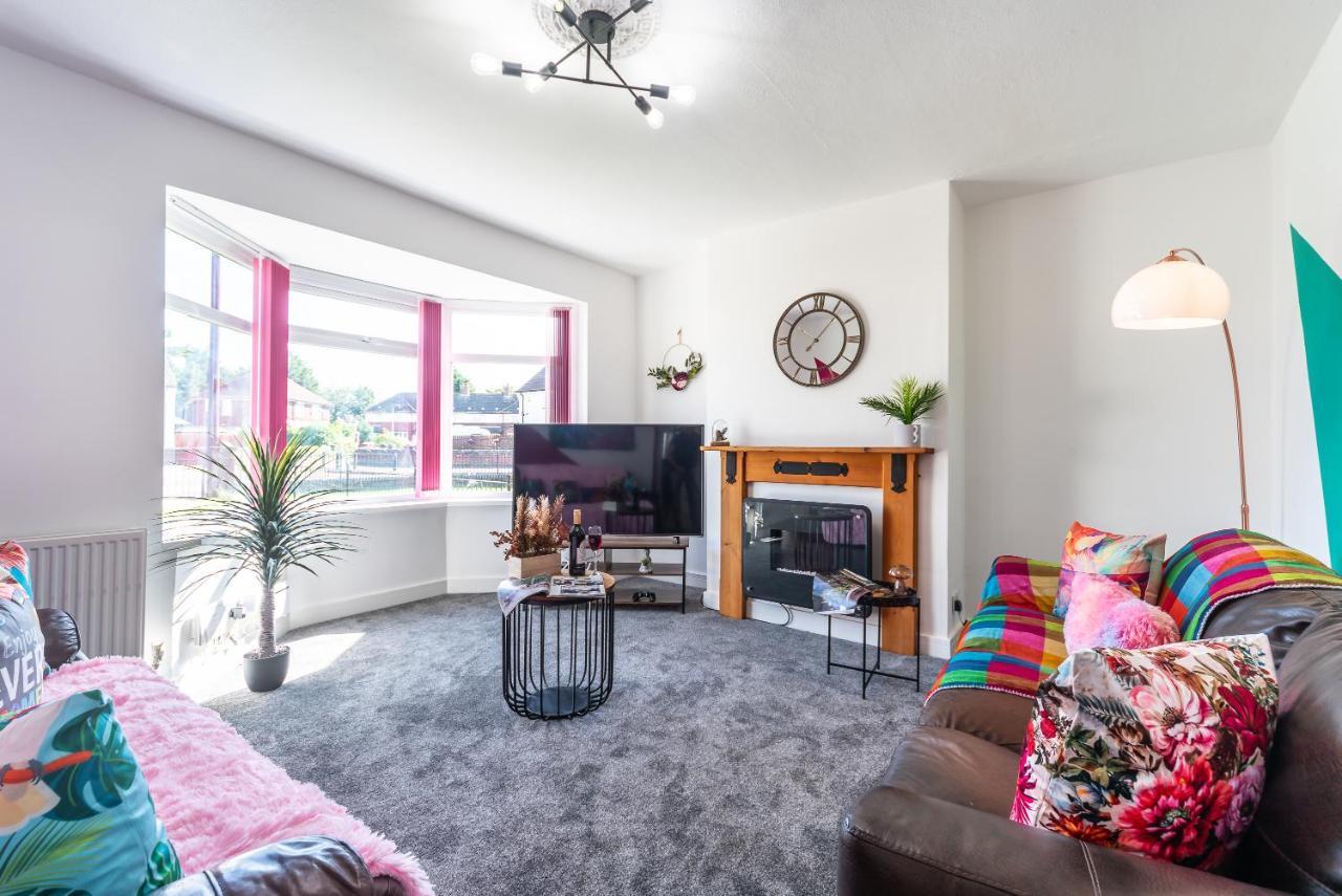 Aseda 4 Bedroom Private Parking, Game Zone -Pool Table, Garden Home Kingston upon Hull Dış mekan fotoğraf