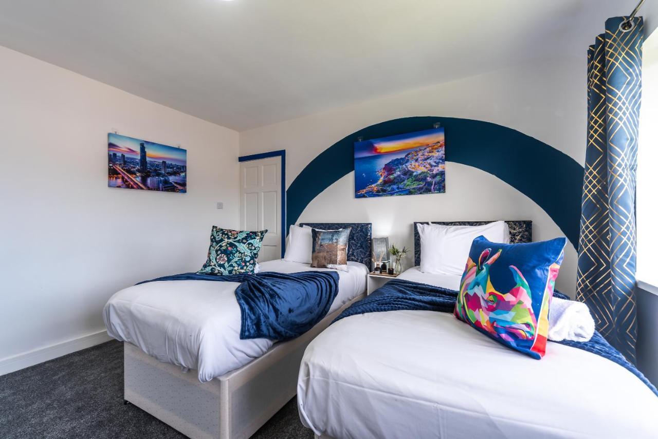 Aseda 4 Bedroom Private Parking, Game Zone -Pool Table, Garden Home Kingston upon Hull Dış mekan fotoğraf